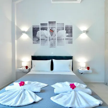 Bratou Aqua Sleeps 4 With Garden Episkopiana (Corfu)
