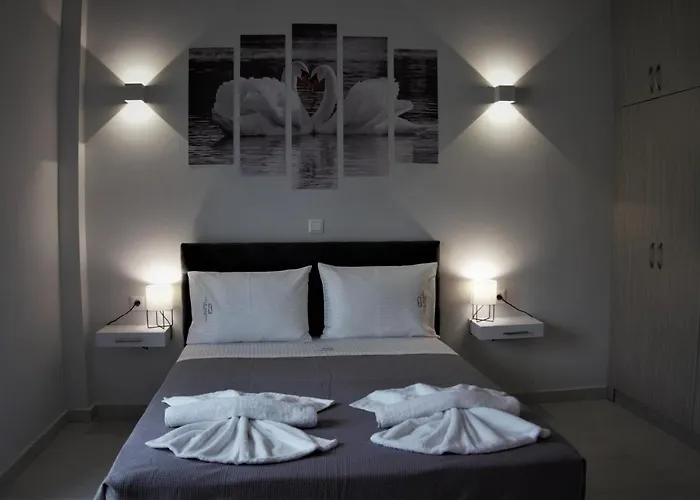 Bratou Aqua Sleeps 4 With Garden