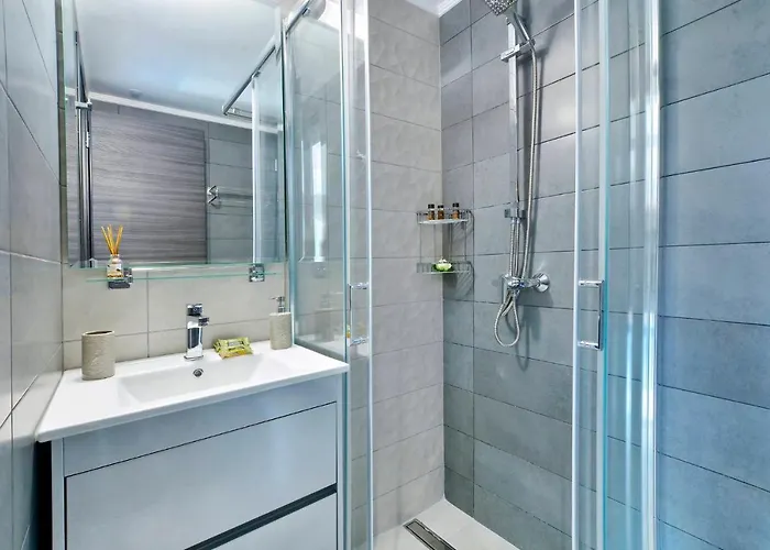 Bratou Aqua Sleeps 4 With Garden * Episkopiana (Corfu)