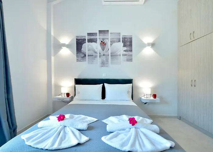 Bratou Aqua Sleeps 4 With Garden Episkopiana (Corfu)