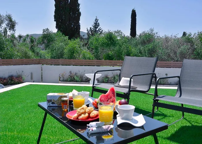 Bratou Aqua Sleeps 4 With Garden * Episkopiana (Corfu)